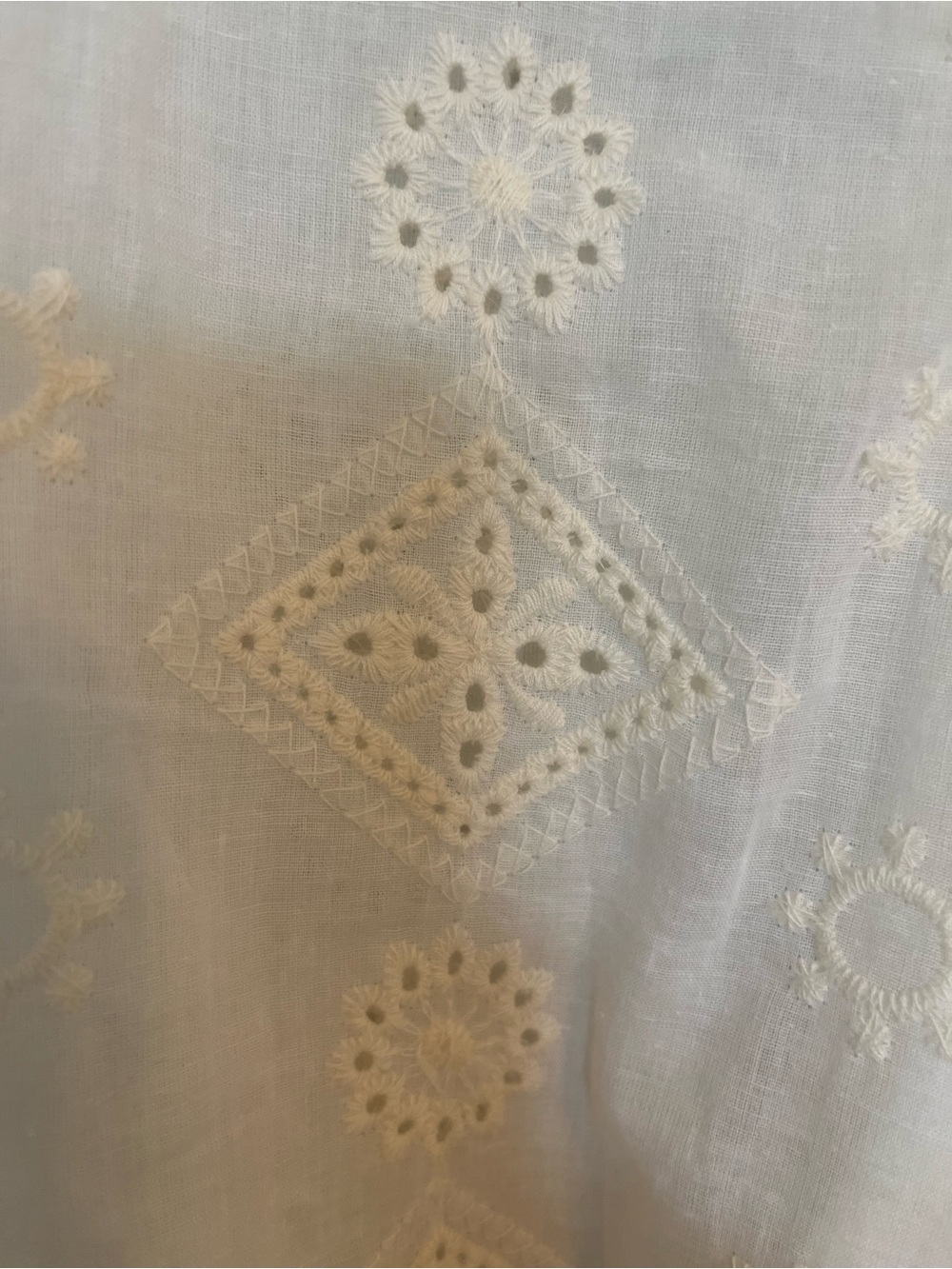 Solitaire White Eyelet Ruffled Neck Puff-Sleeve Blouse Cottagecore - Picture 4 of 7